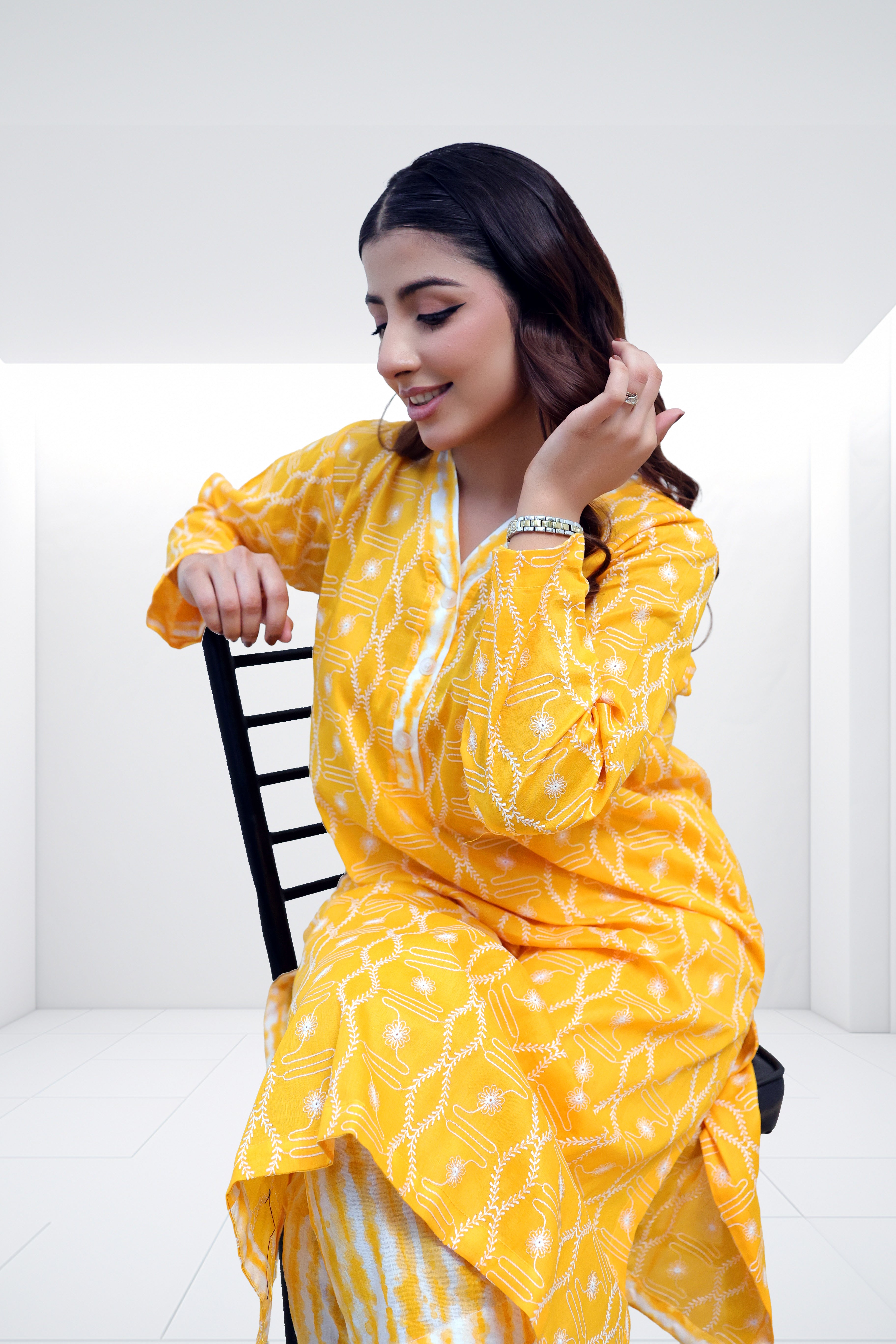 Sunlight Aura 2-Piece Printed Lawn Suit